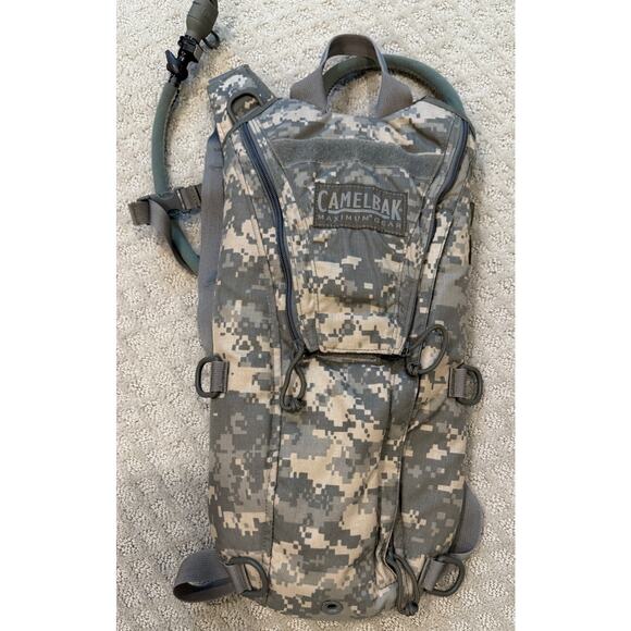 Camelbak hydration water pack with‎ bladder - Picture 1 of 12